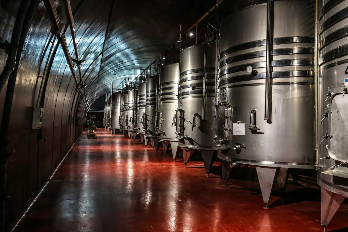 Quel inox pour une cuve vinicole ?